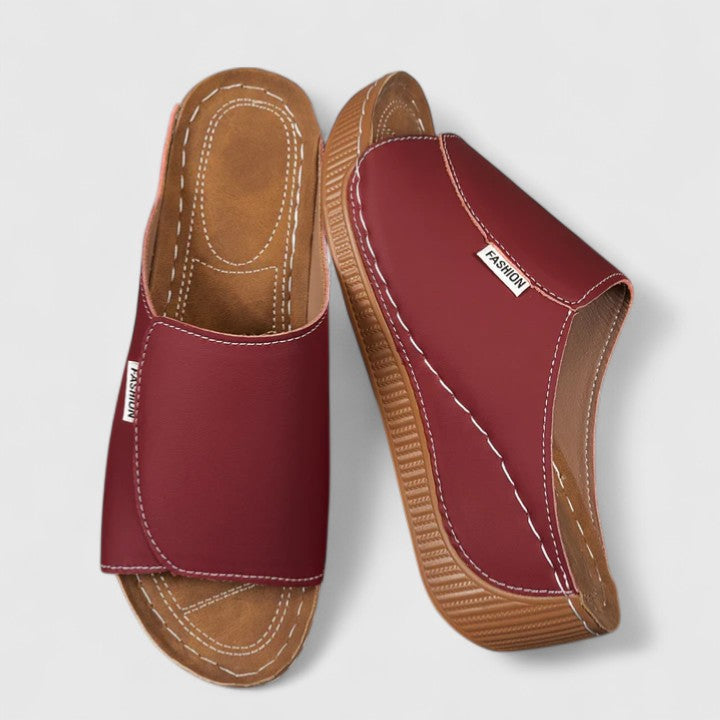 Amiralie - Chic and Lightweight Sandals