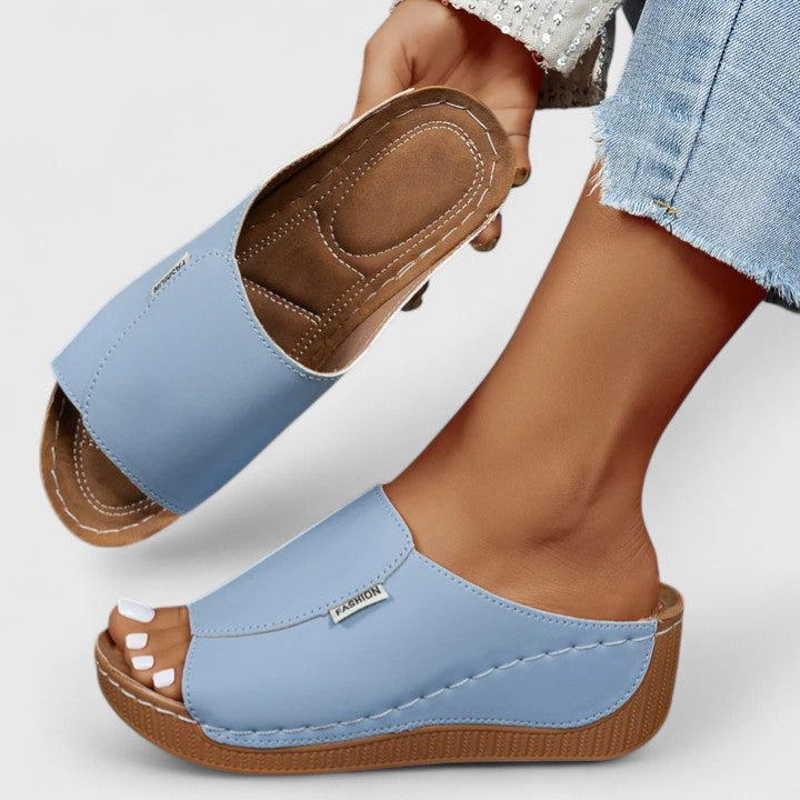 Amiralie - Chic and Lightweight Sandals