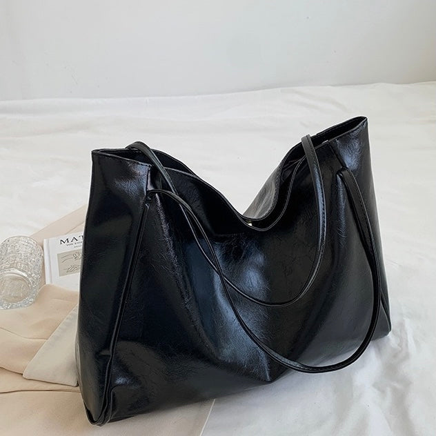 Patricia™ | Shimmering Leather Handbag