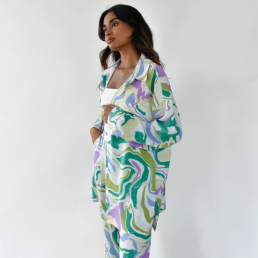 Zyra - Eye-Catching Swirl Print Ensemble