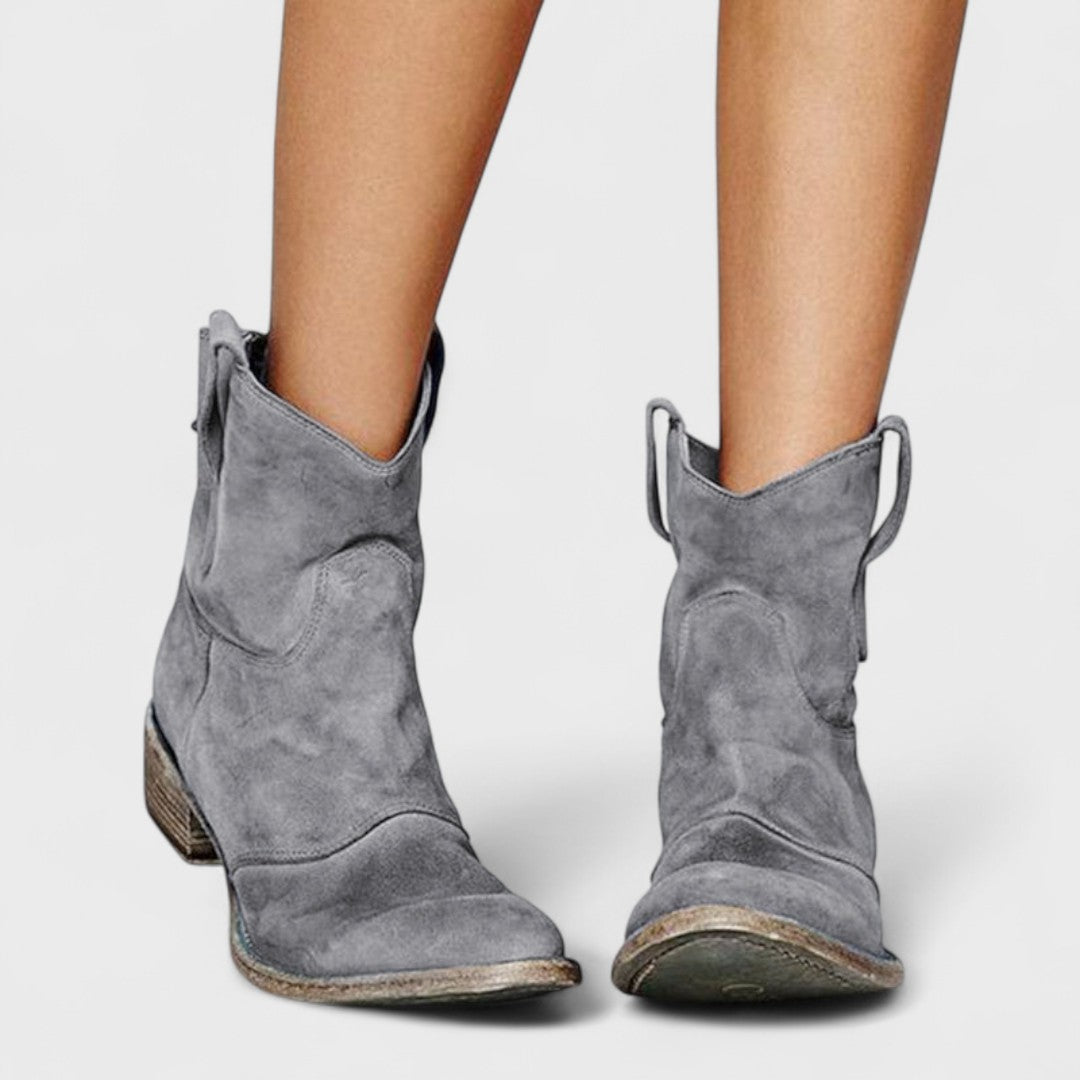 Carlotta - Classic Elegant Ankle Boots