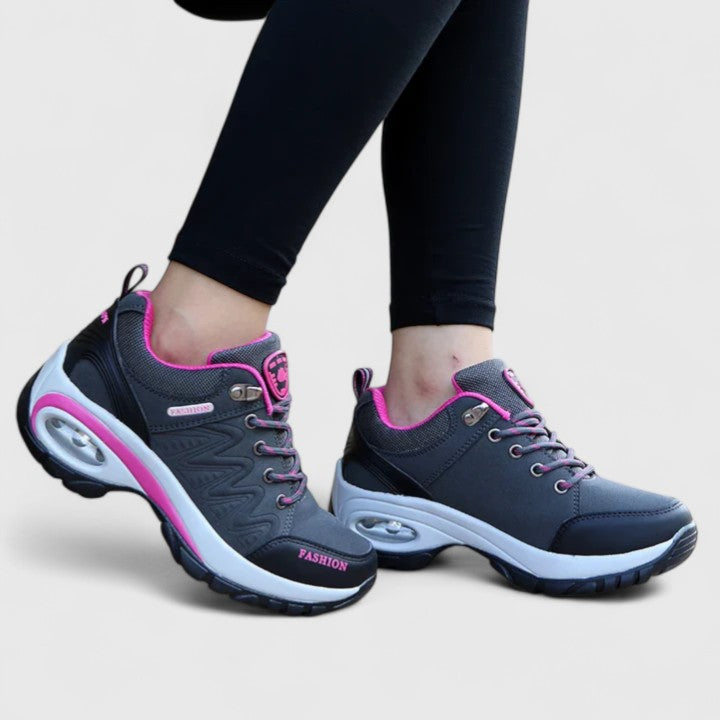 Leslie | Cozy Trainers Collection