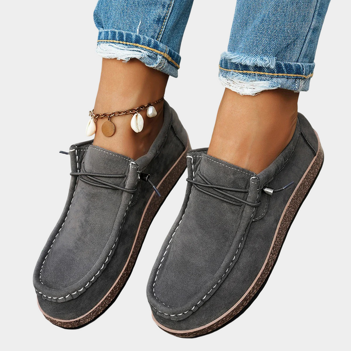 Léana │ Featherlight and Supremely Comfortable Footwear