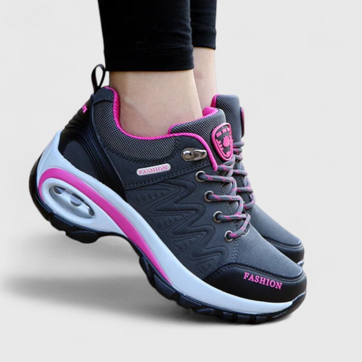 Leslie | Cozy Trainers Collection
