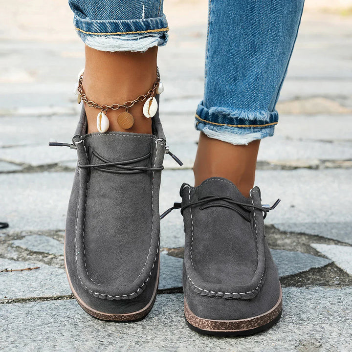 Léana │ Featherlight and Supremely Comfortable Footwear