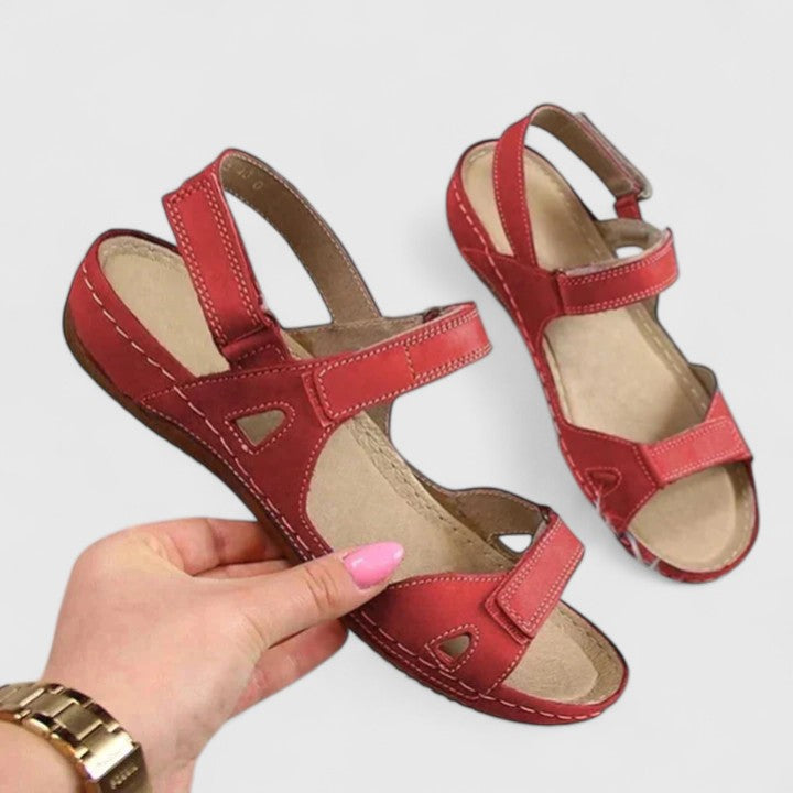 Avrie - Comfortable Flat Sandals